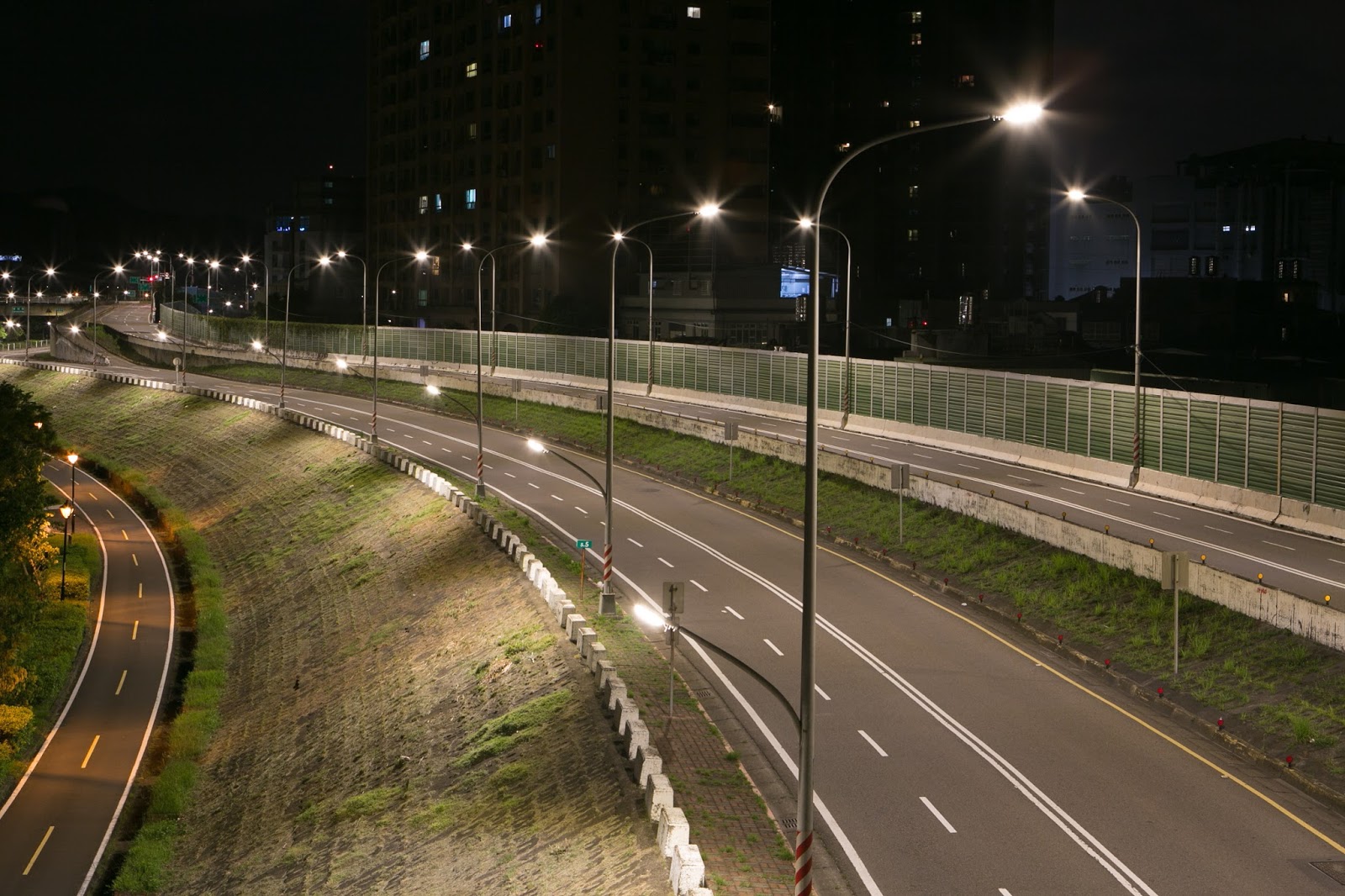 New Taipei for Energy Saving Street Lamp Project