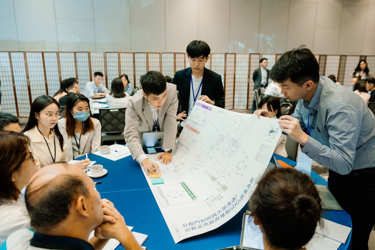 思學堂學員簡介系統圖：公部門如何與大眾溝通 ——以新北市政府推動SDGs政策為例。.jpeg