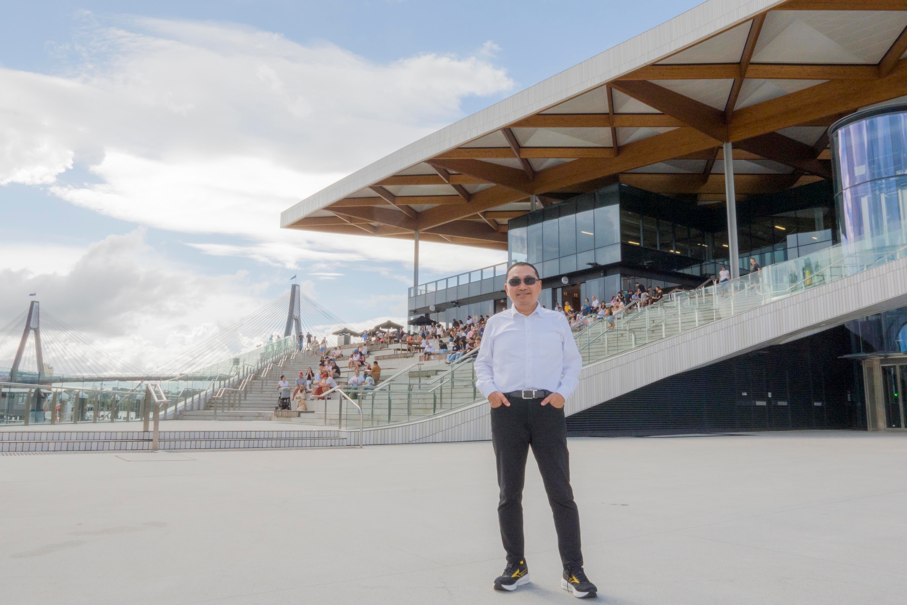 新北市長侯友宜考察全新開幕的雪梨魚市場，是南半球最大、全球第三大的海鮮市場